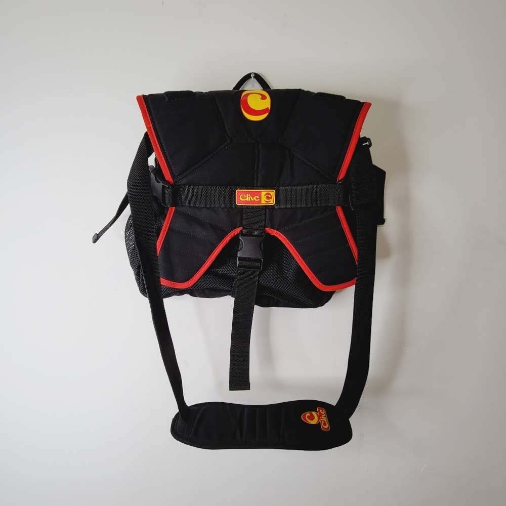 Vintage Clive messenger / skateboard bag